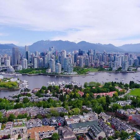 Charming Heritage Home With Mountain And City Views Vancouver Eksteriør bilde